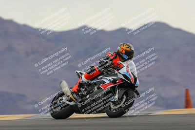 media/Jan-14-2023-SoCal Trackdays (Sat) [[497694156f]]/Turn 9 Set 2 (1130am)/